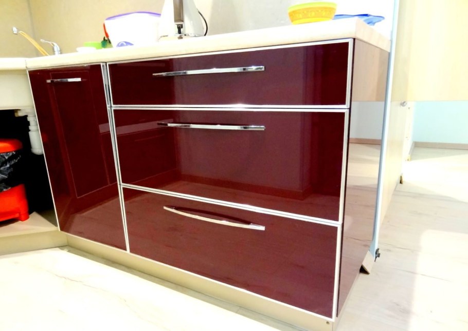 Фасад в алюминиевой рамке