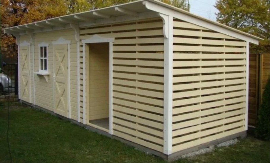 Хозблок с дровником 5х2