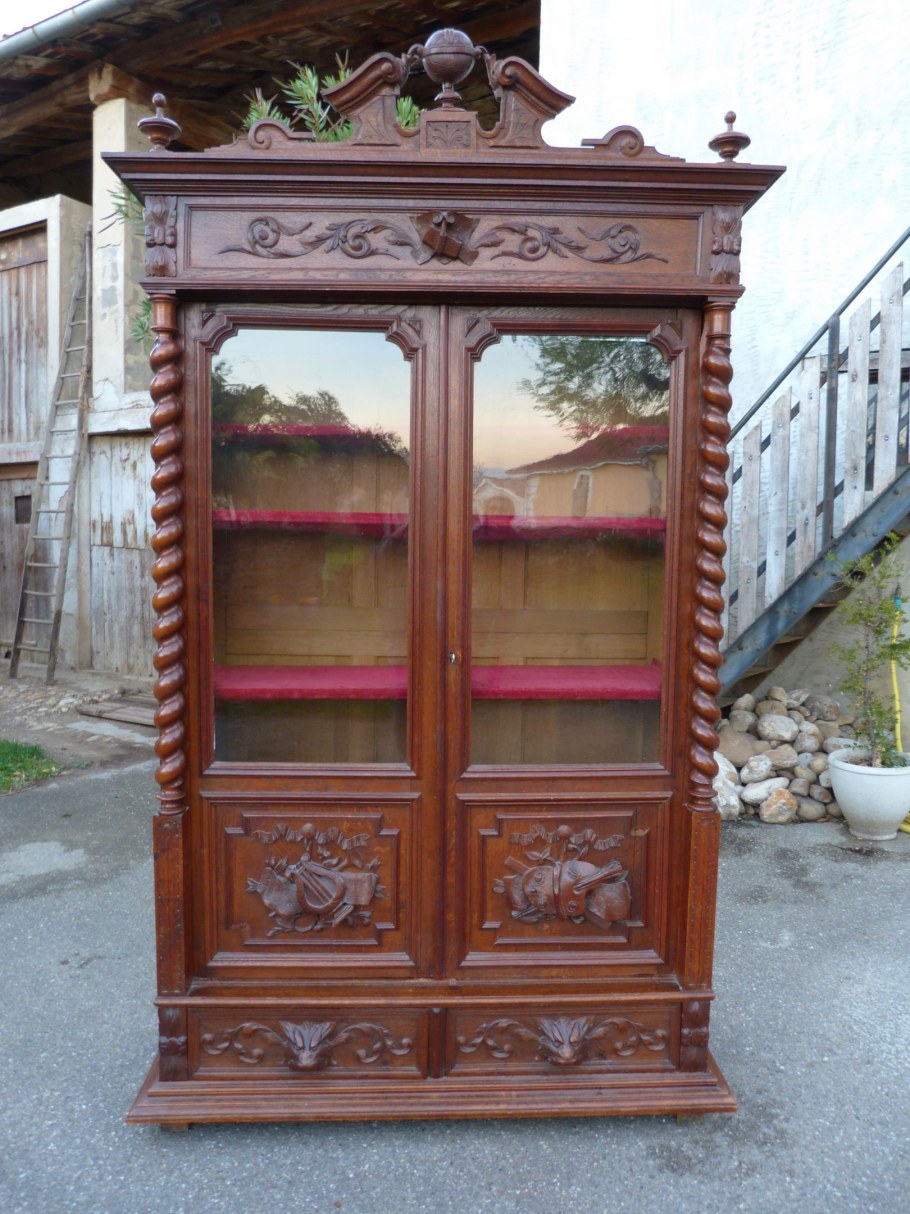 Шкаф антикварный неоклассицизм