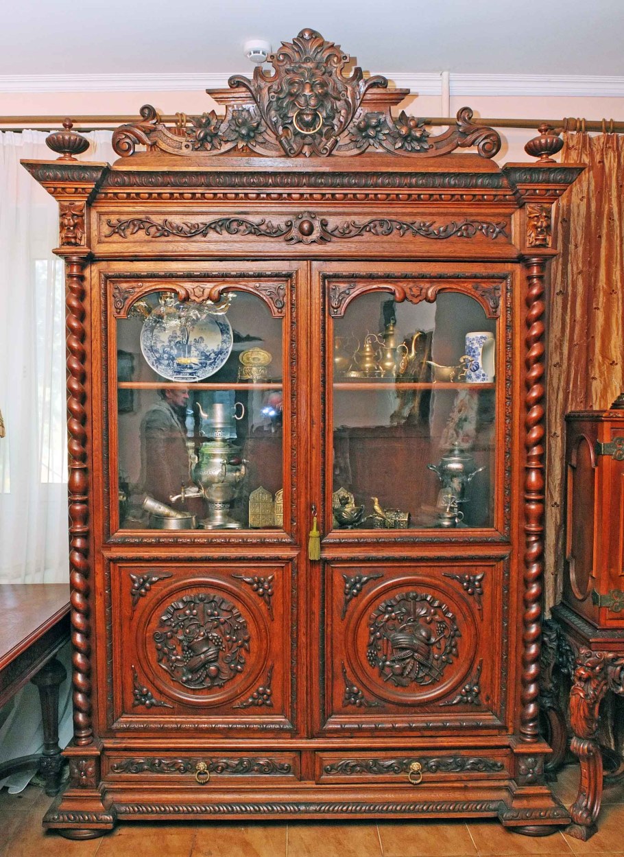 Антикварная мебель буфет 19 век