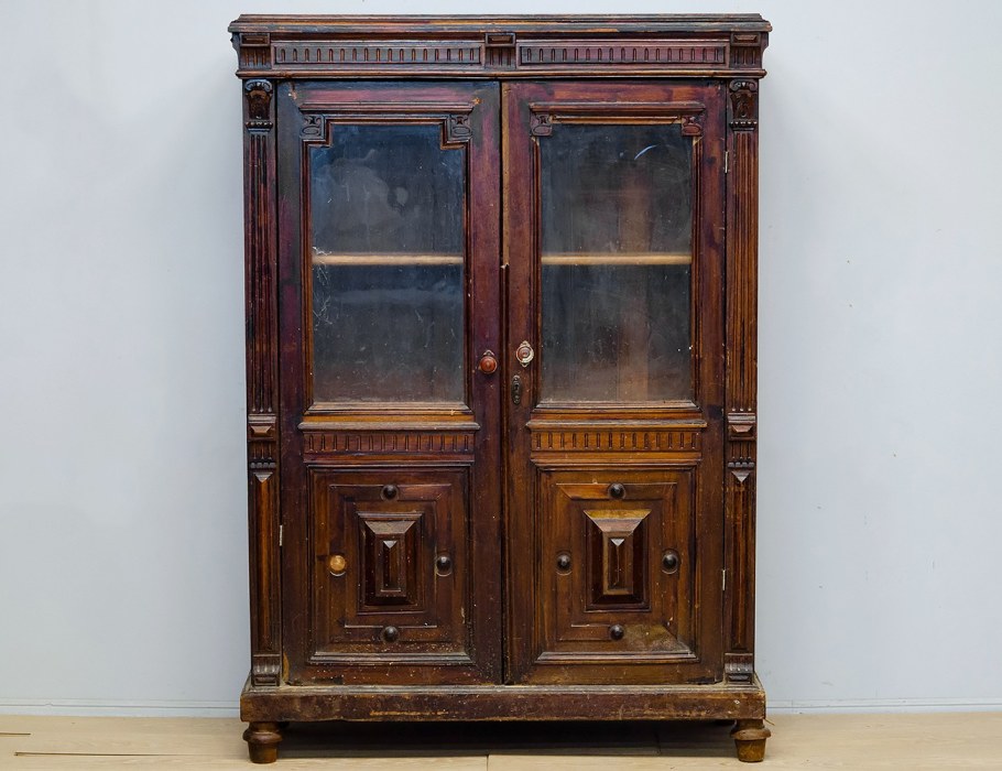 Антикварная мебель