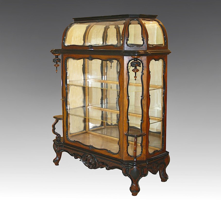 Антикварный шкаф с витриной и подсветкой купить