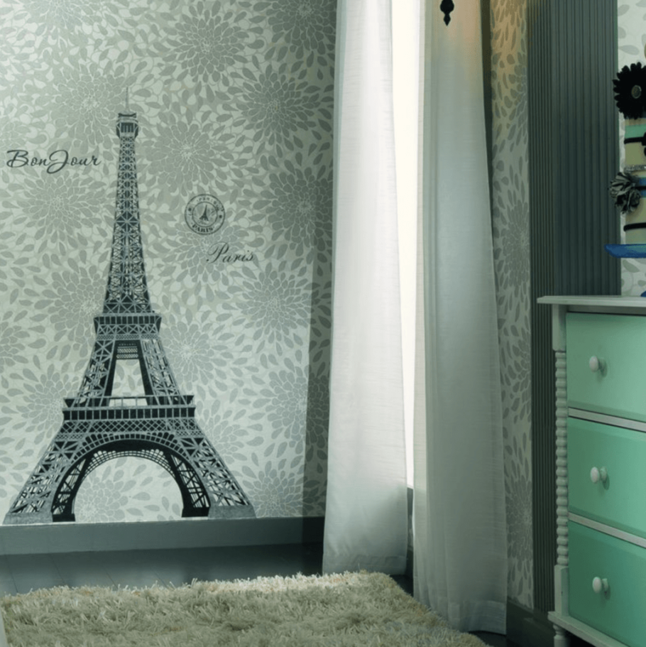 Эйфелева башня в интерьере