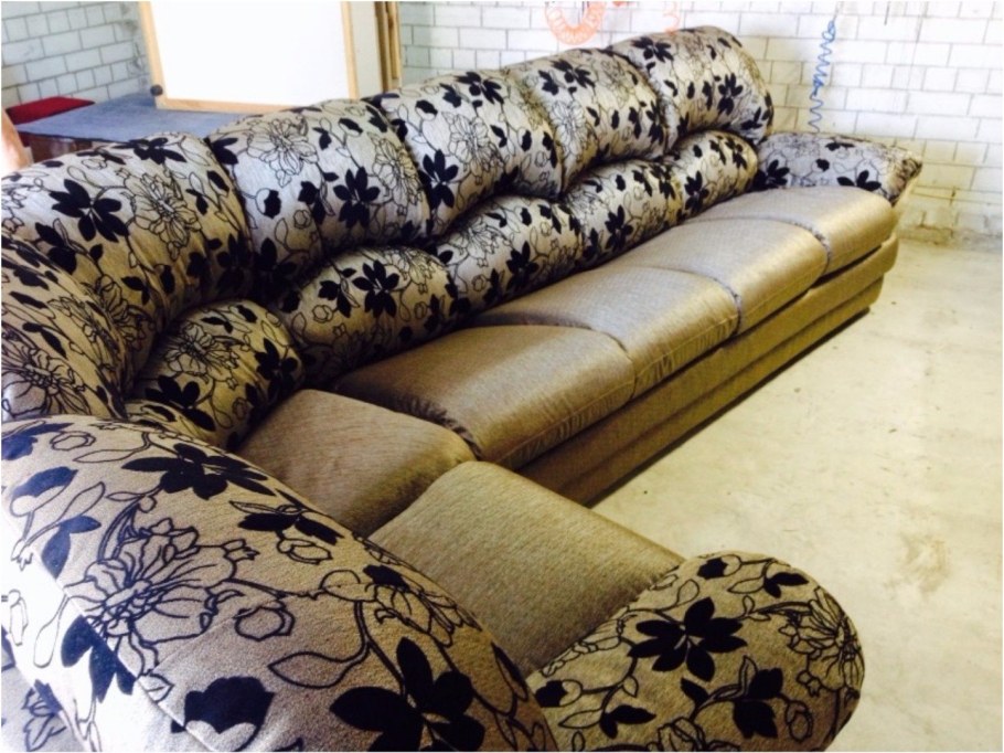 Перетяжка углового дивана