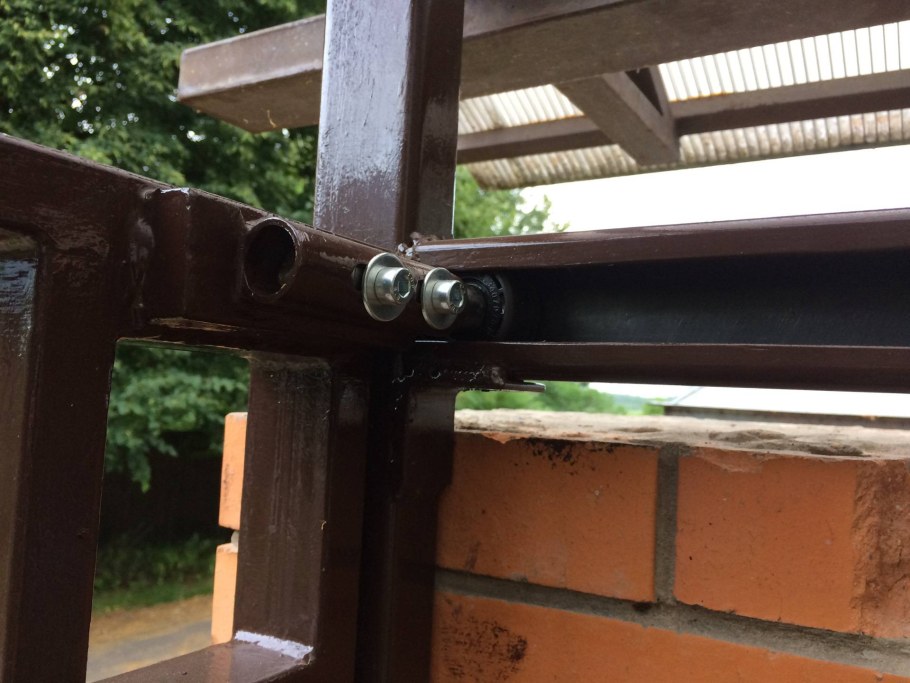 Самодельные подъемные ворота