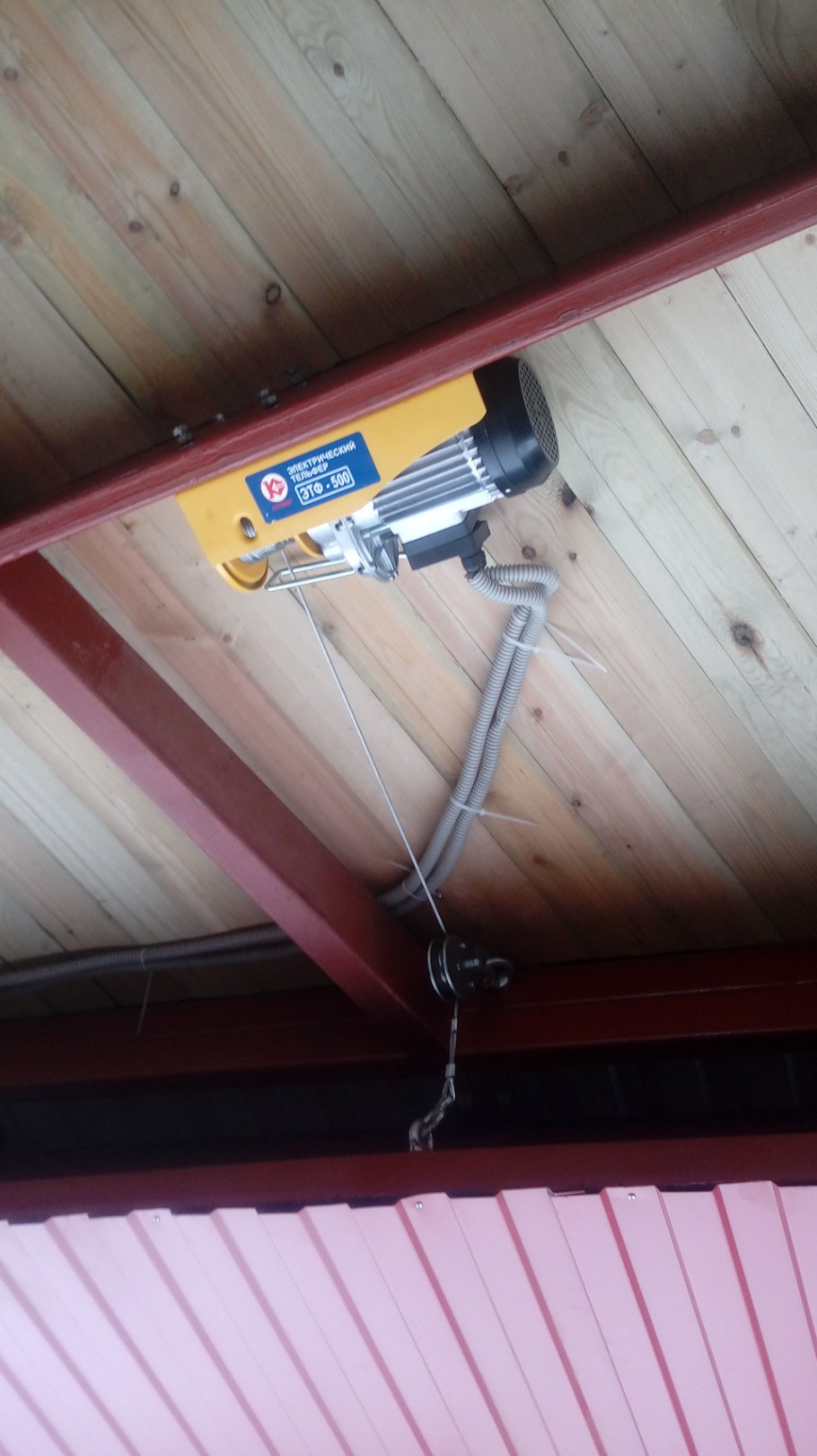 Складные ворота для гаража