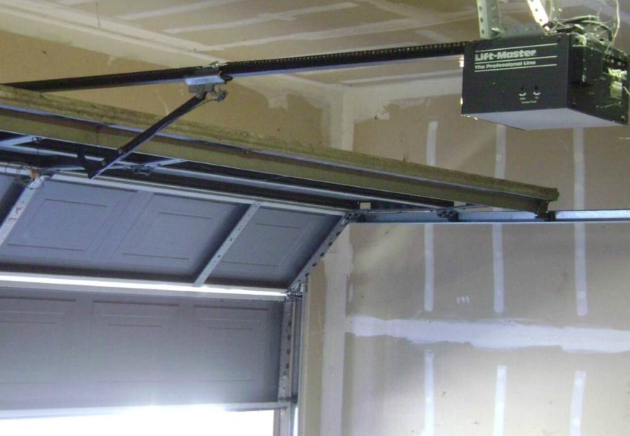 Подъемно откидные ворота электропривод came