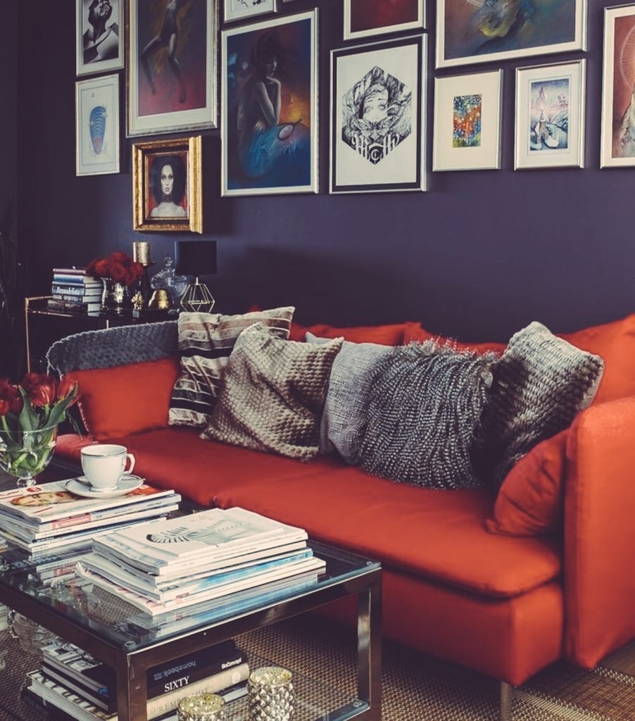 Интерьер с красными акцентами