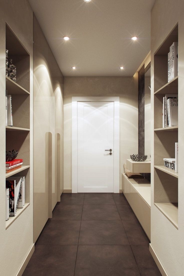 Узкая прихожая