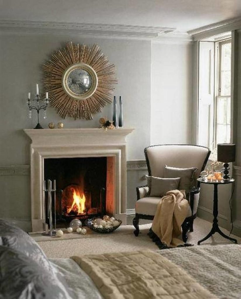 Камины в интерьере гостиной