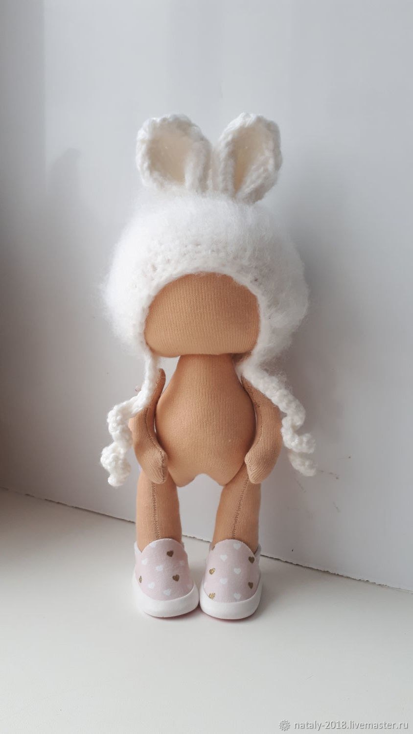 Кукла большеножка