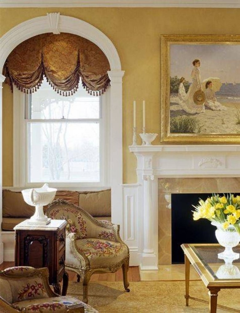 Шторы на арочное окно в гостиной