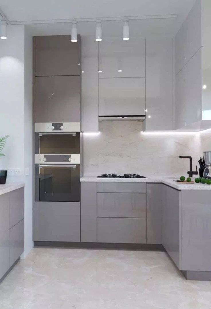 Серая глянцевая кухня