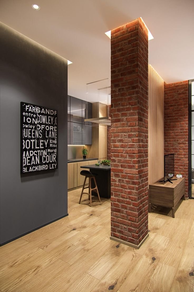 Столб в интерьере