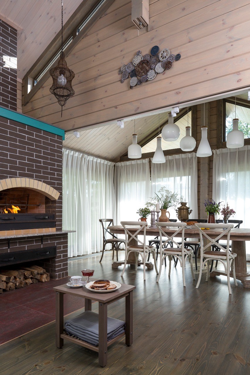 Зона барбекю в деревенском стиле