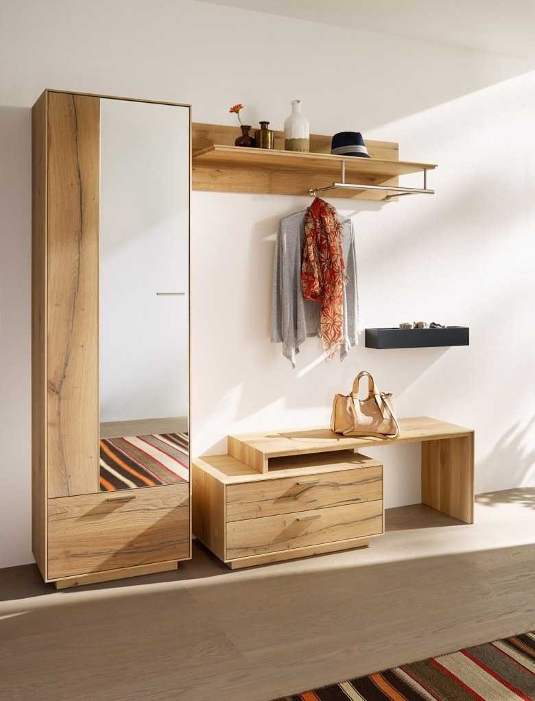 Необычная мебель в прихожую