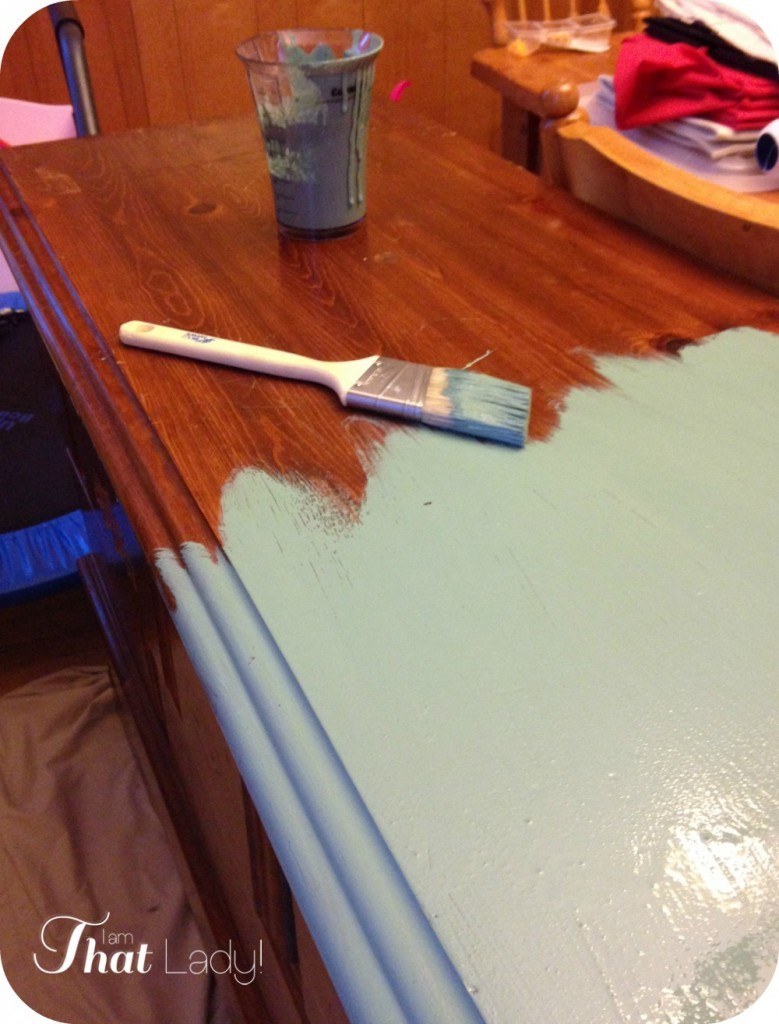 Перекраска мебели акриловой краской