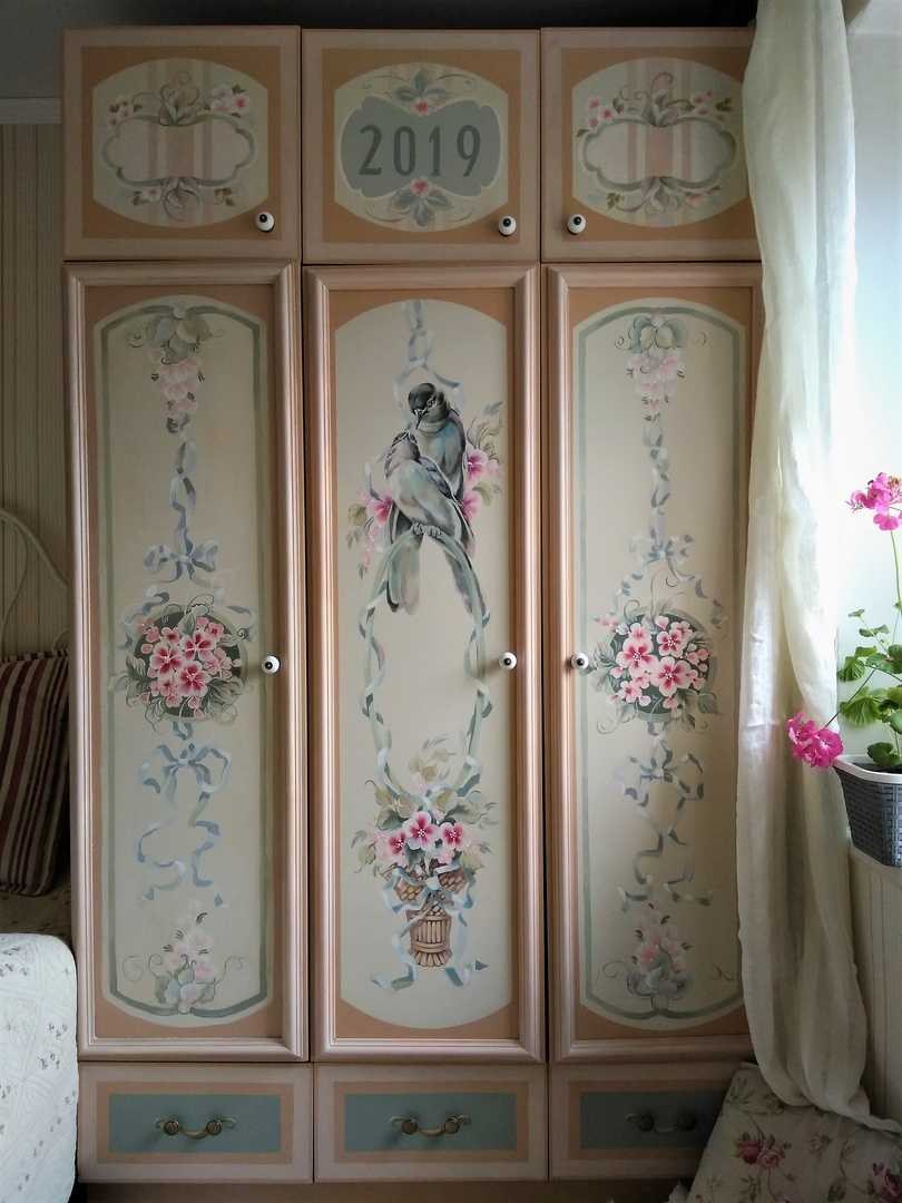 Реставрируем старый шкаф