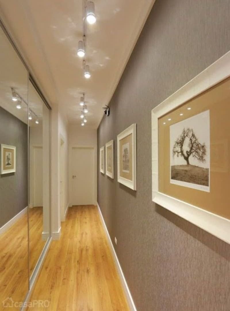 Декор длинного коридора