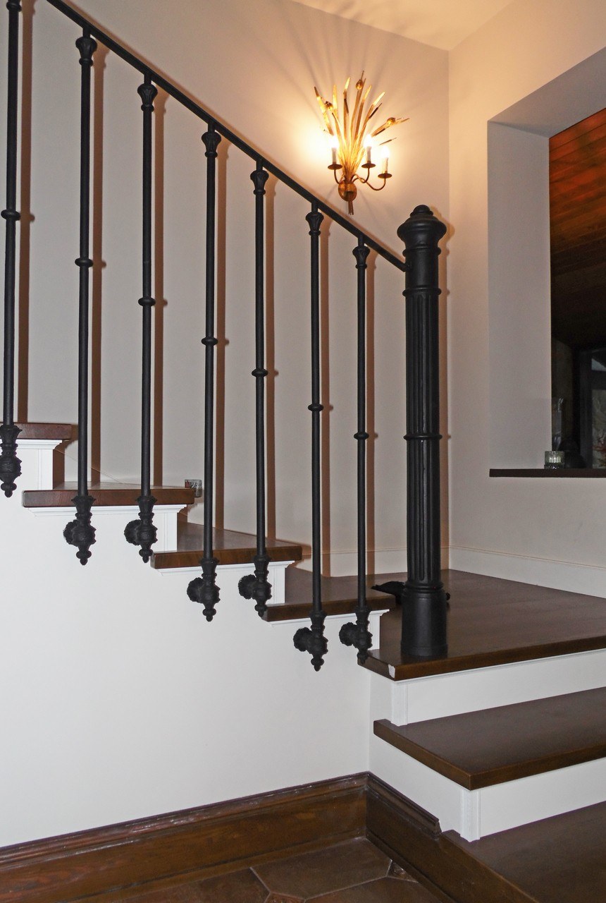 Железные балясины для лестниц