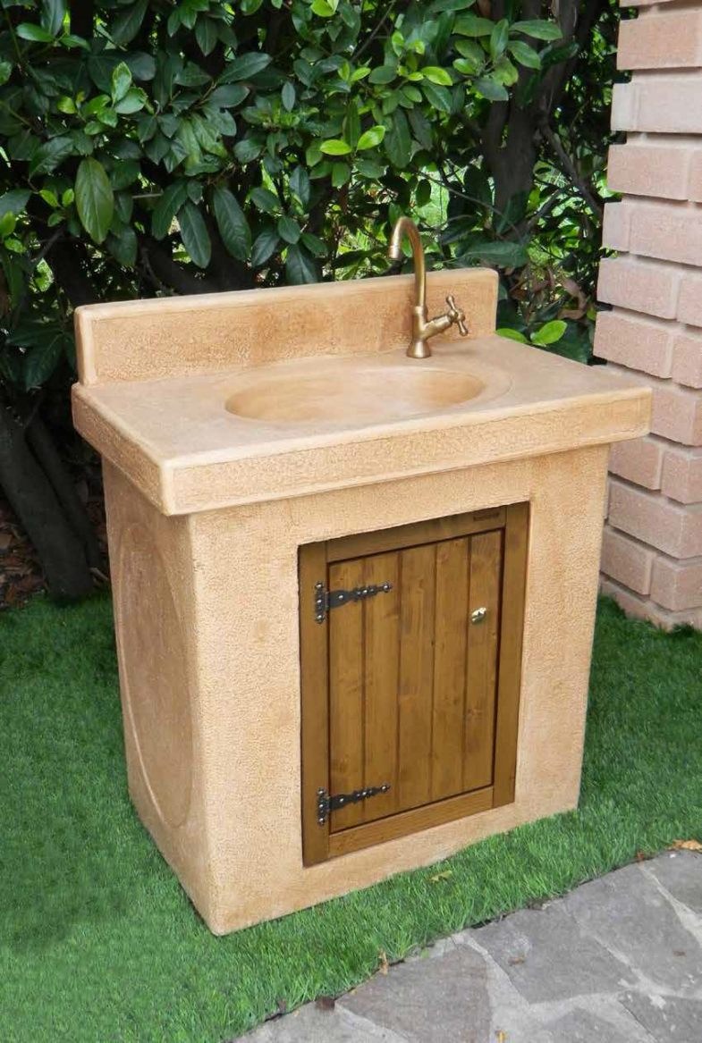 Уличная раковина для дачи