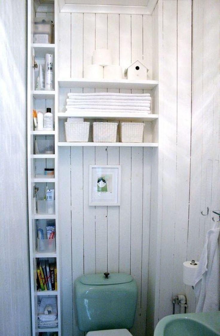 Полочки в туалете