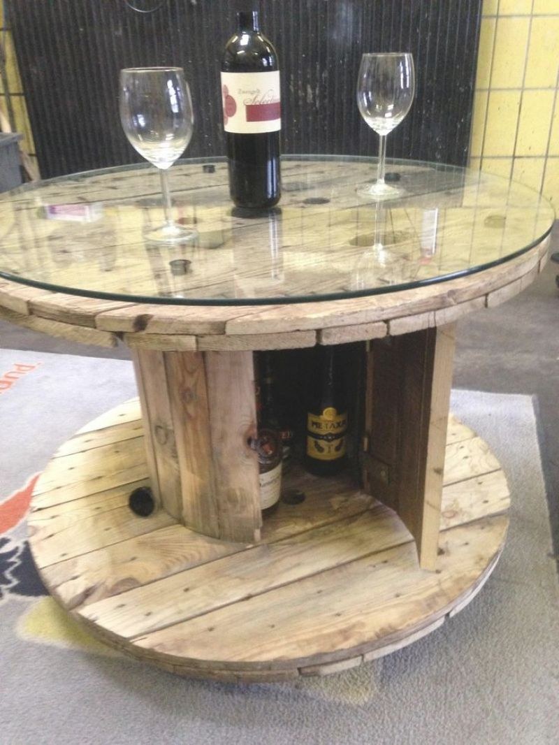 Столик из катушки