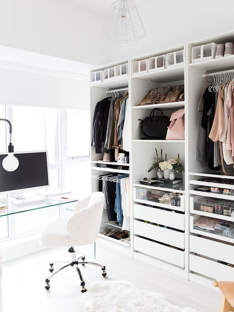 Гардеробная комната ПАКС икеа 2 кв м