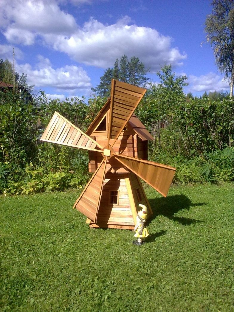 Декоративные мельницы из дерева