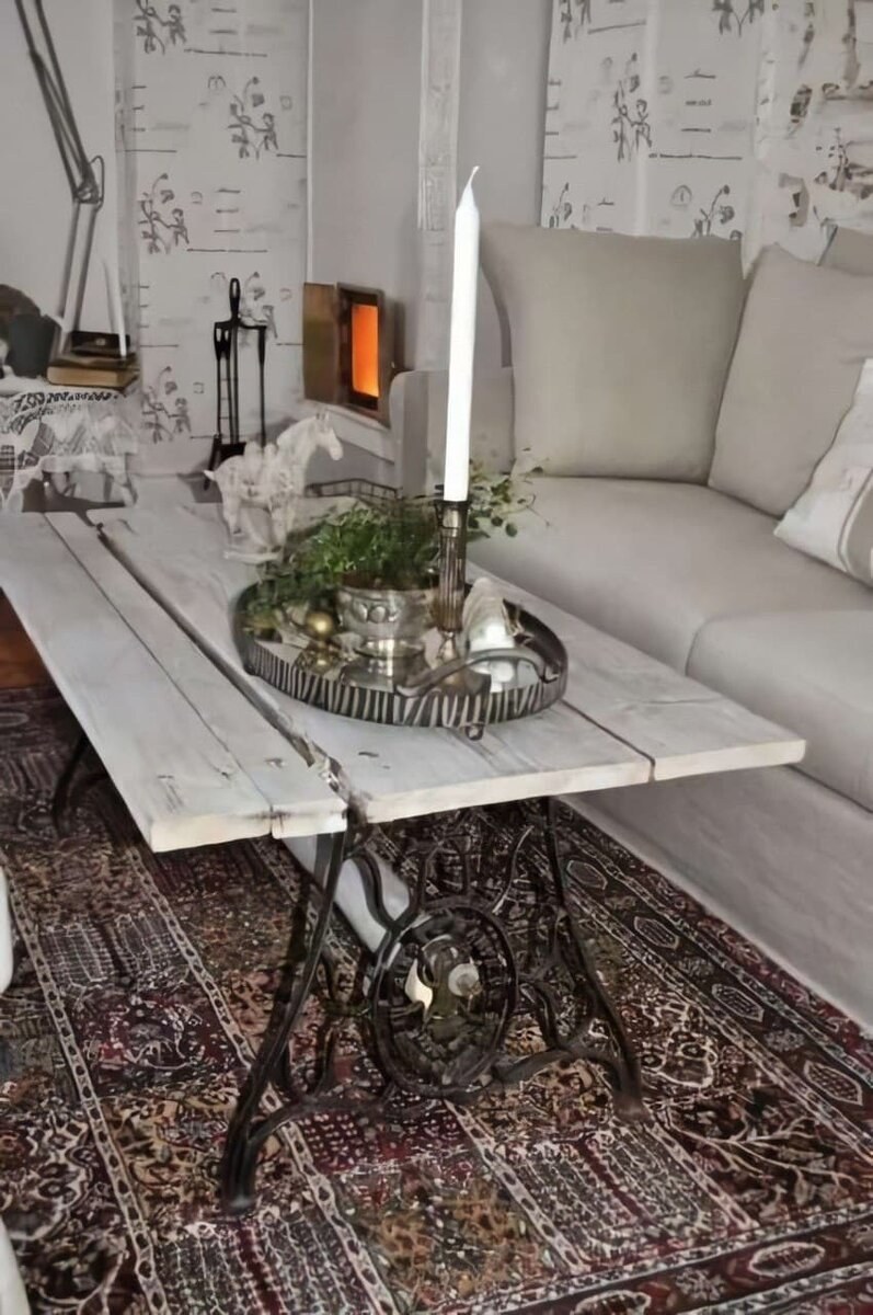 Переделка машинки Зингер в столик