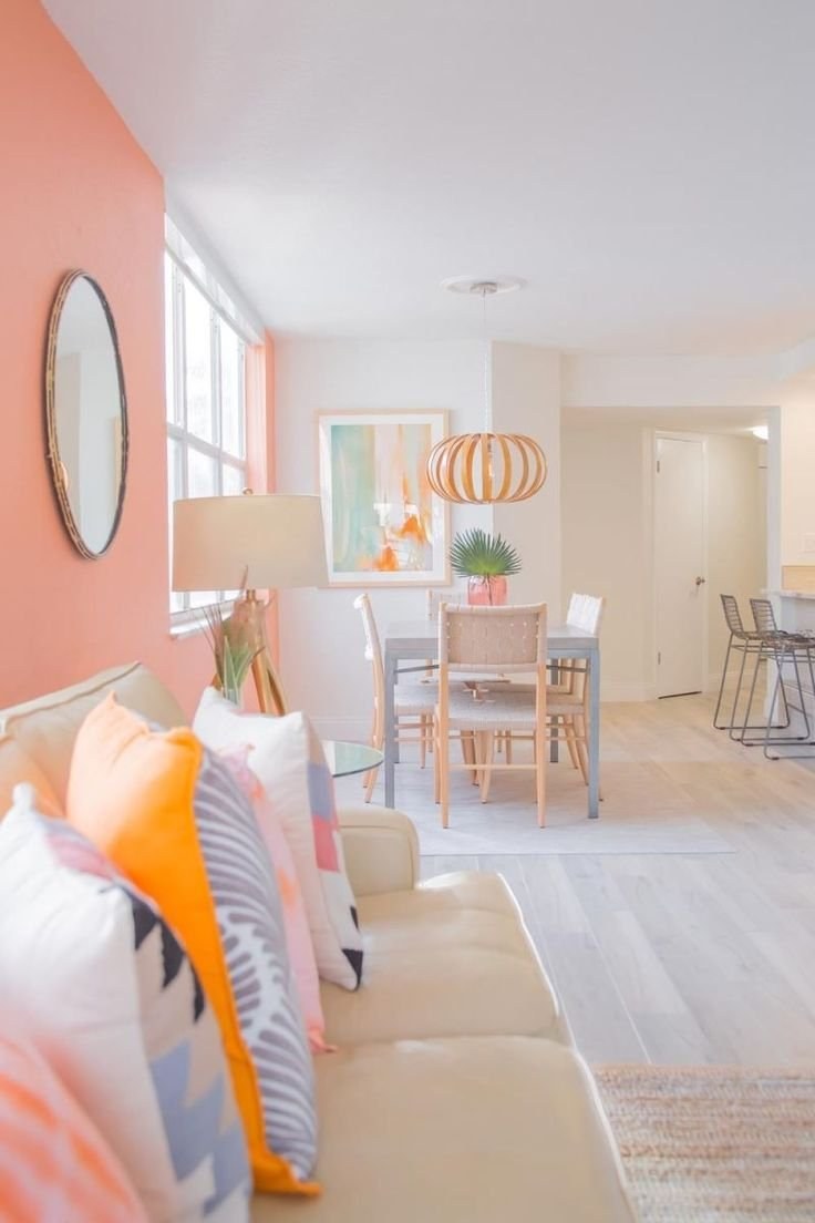 Интерьер в персиковых тонах