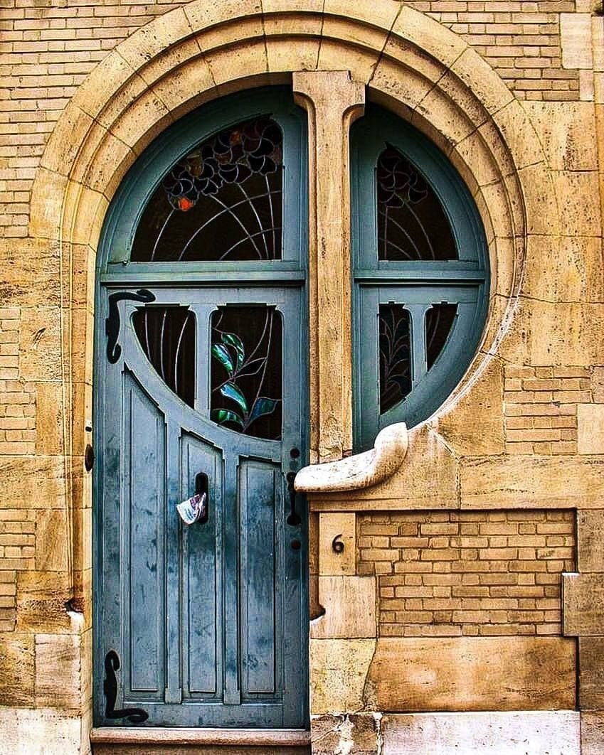 Ар нуво Модерн двери