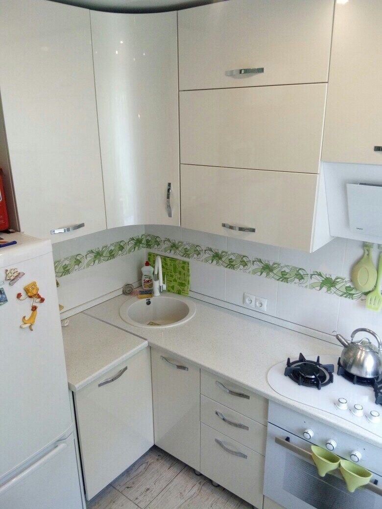 Кухни 6 кв.м с холодильником