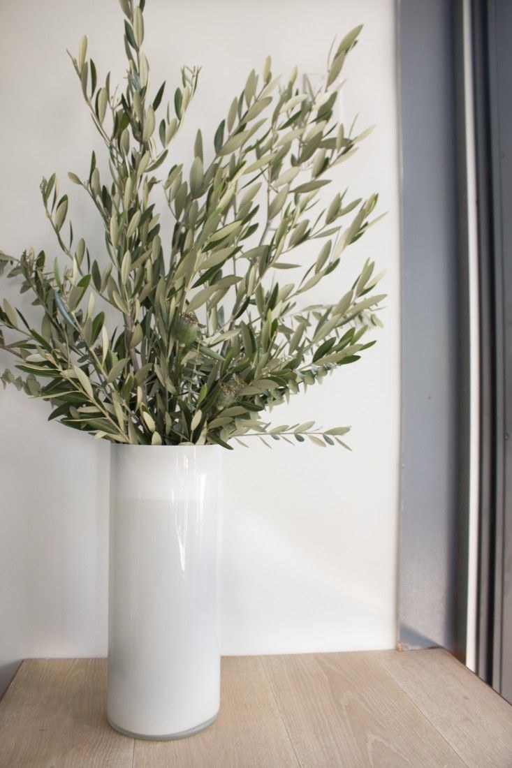 Вазы для декора интерьера