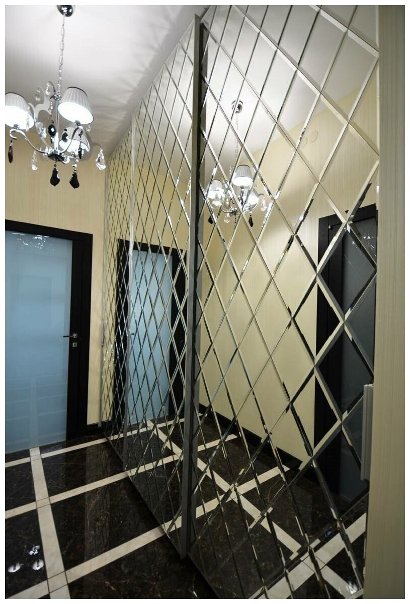 Зеркало с ромбами с фацетом