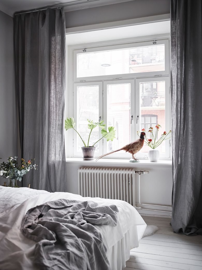 Шторы в спальню в скандинавском стиле