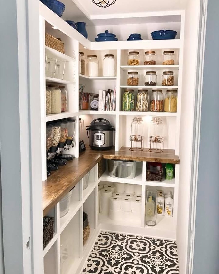 Кладовая интерьер