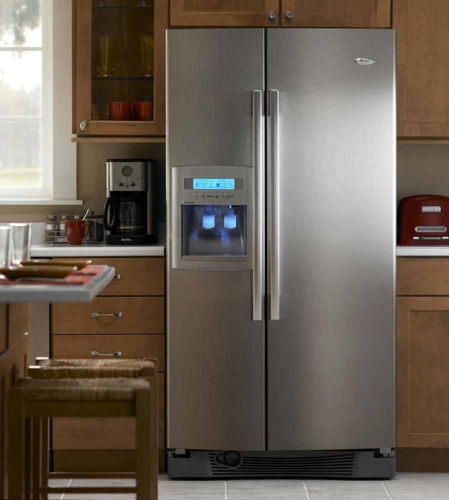 Холодильник LG Side-by-Side на кухне