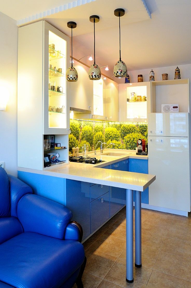 Планировка кухни с барной стойкой