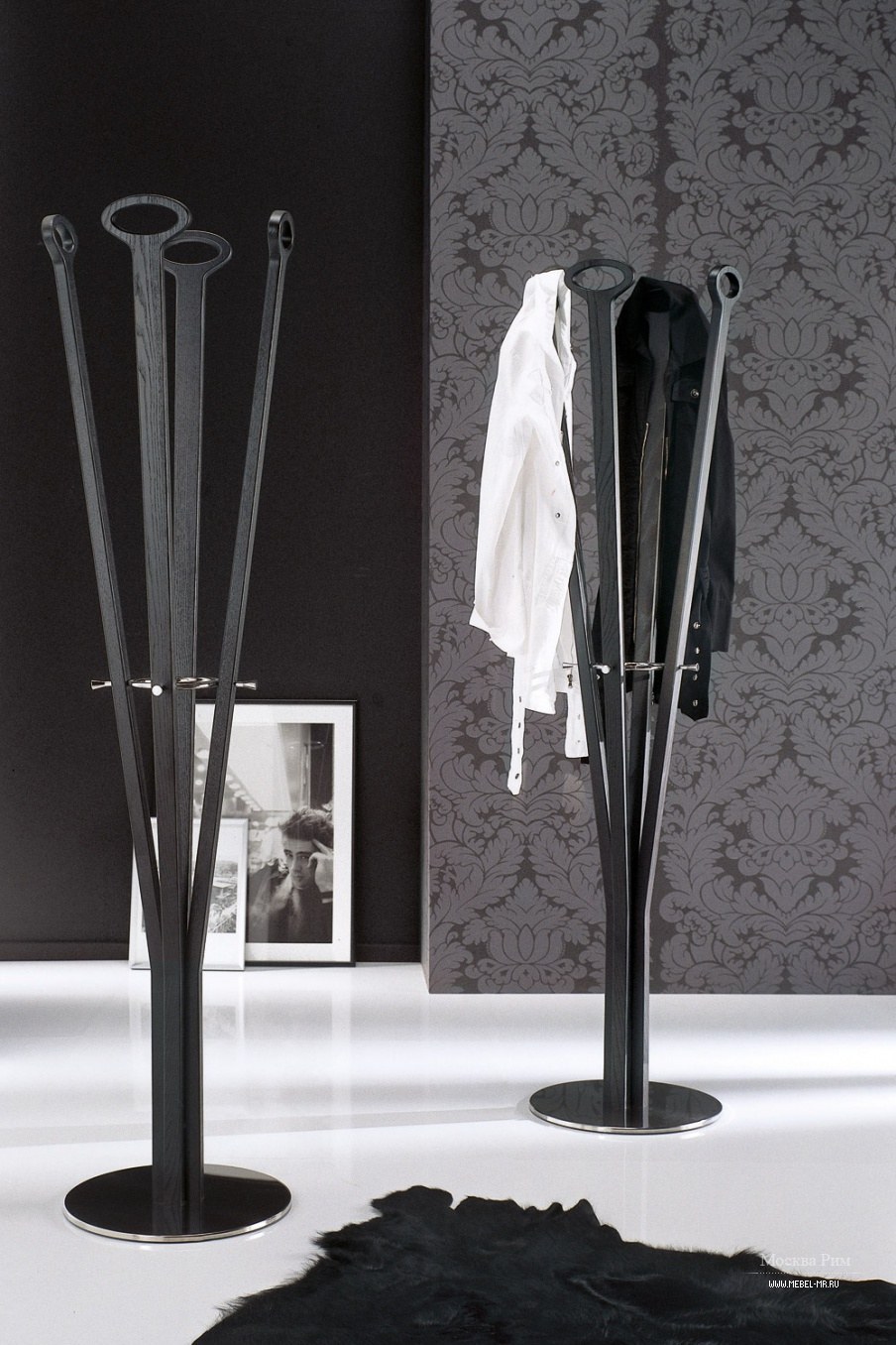 Вешалка porada