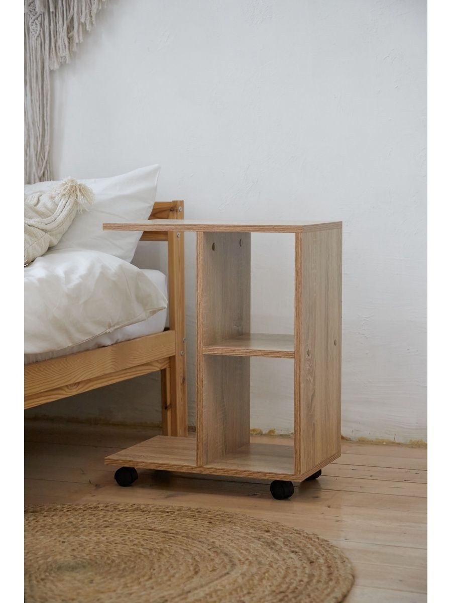 Подкатной столик для дивана