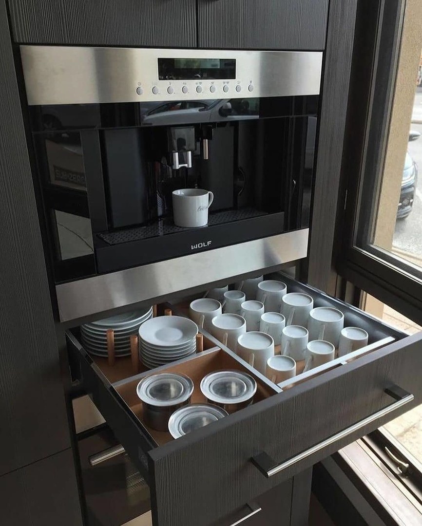 Кухня с кофемашиной