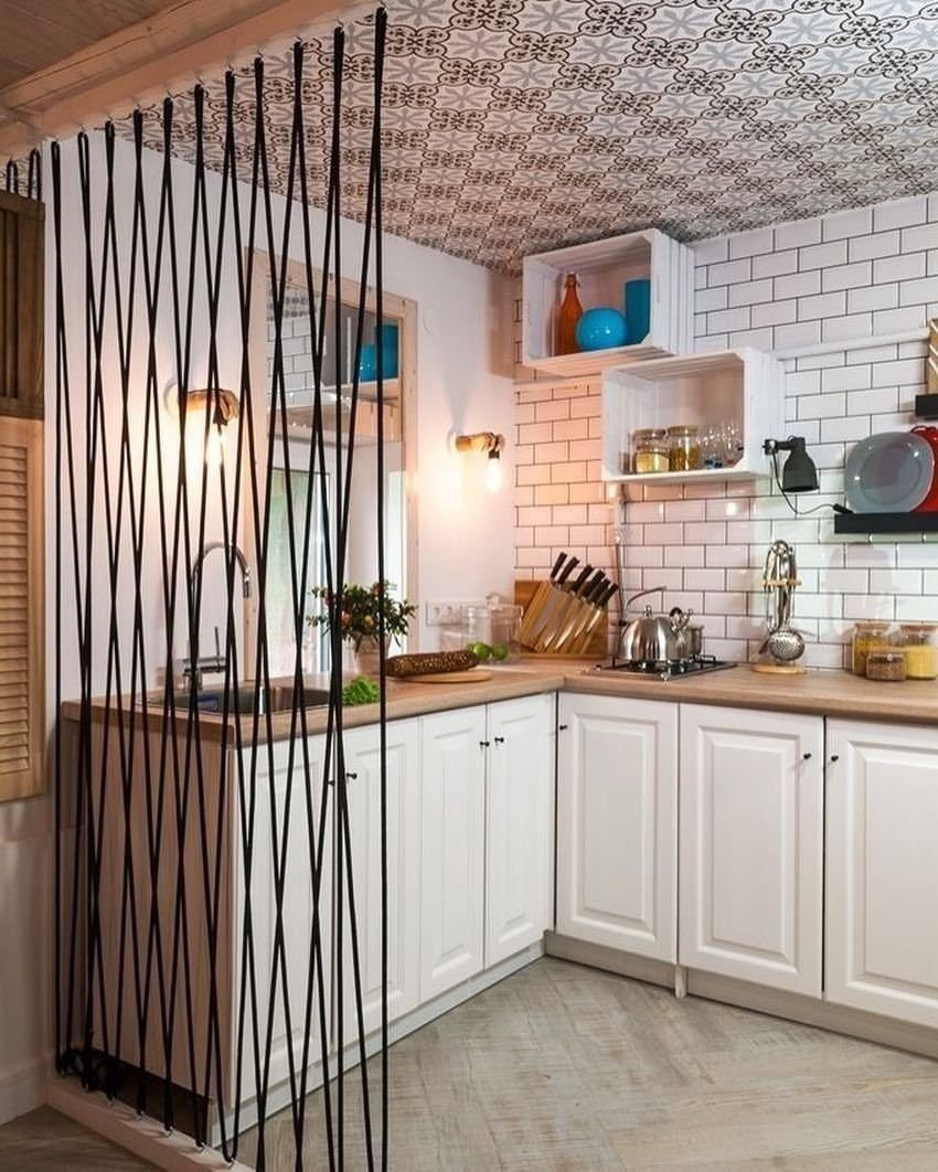 Перегородка для зонирования кухни