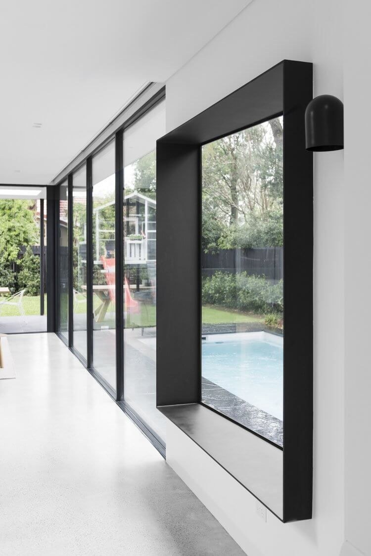 Черные стеклопакеты