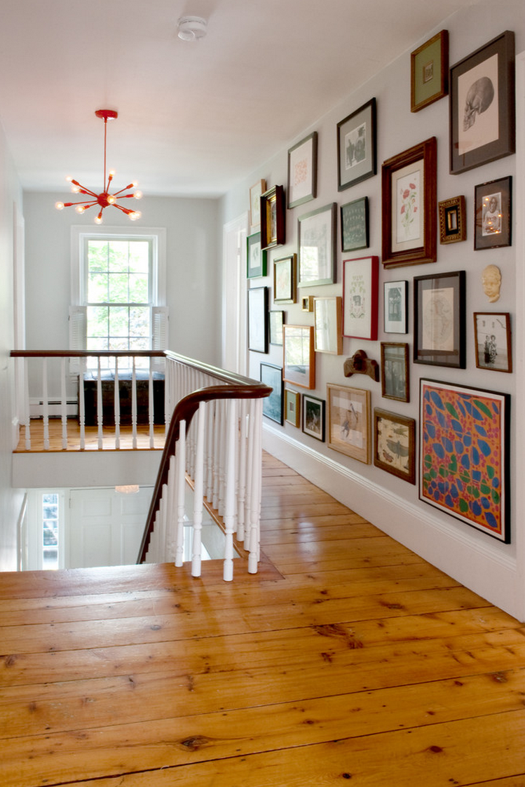 Картины на стене в интерьере