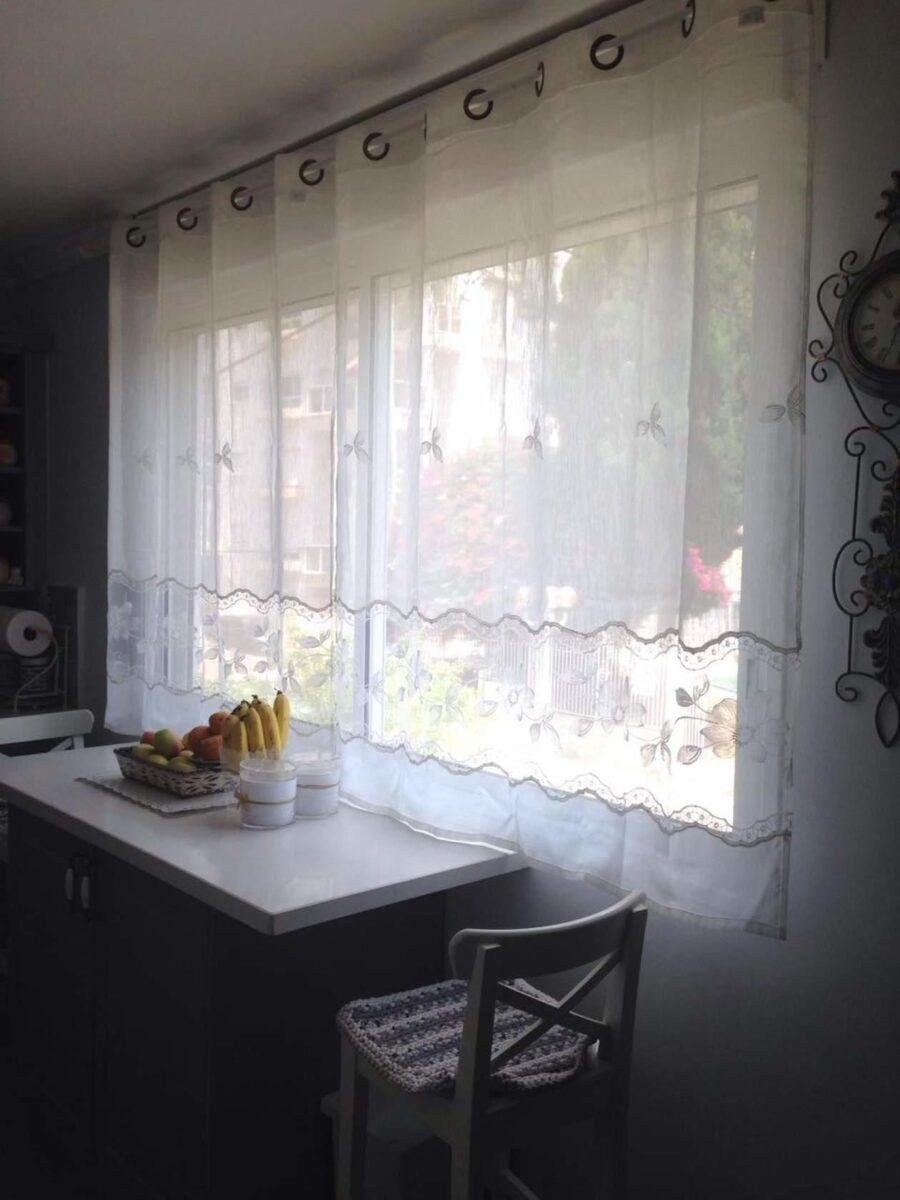 Занавеска в кухню до подоконника