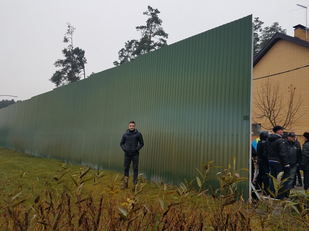 Забор между частными домами (64 фото) - красивые картинки и HD фото