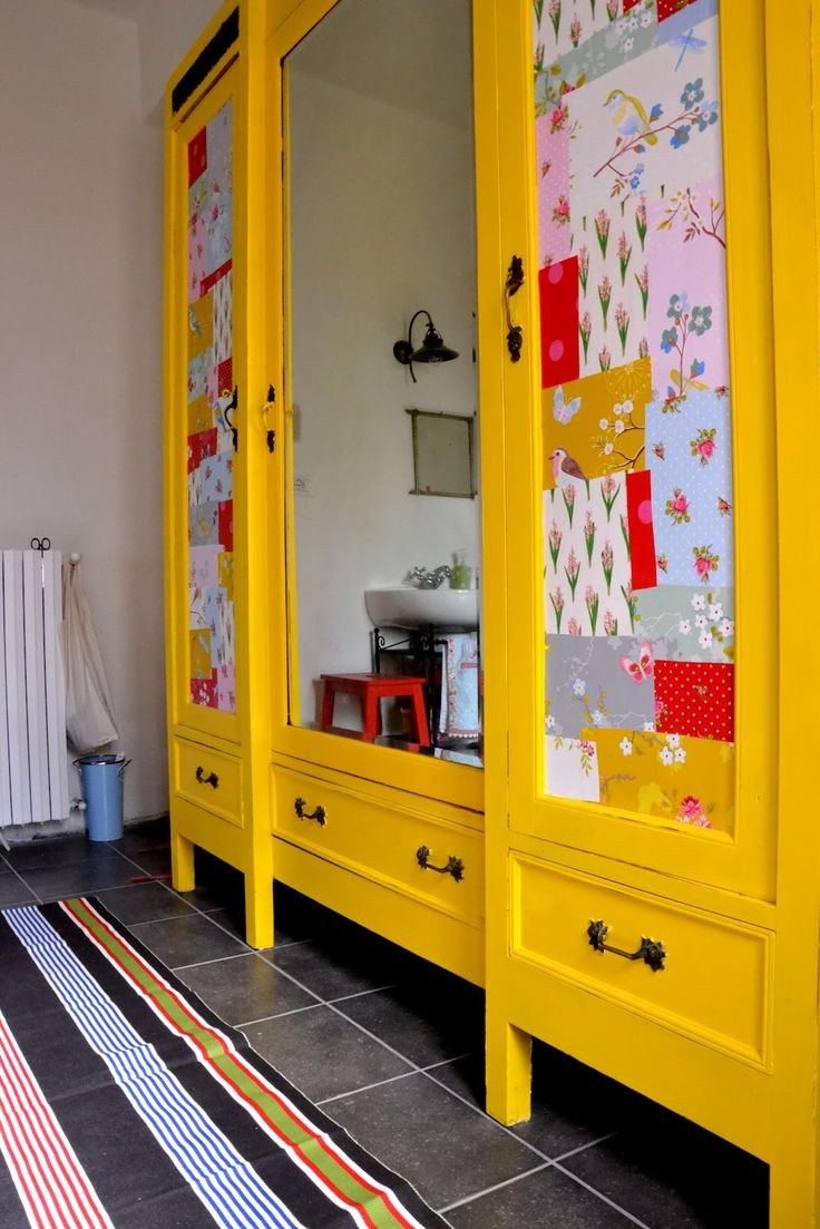 Перекраска шкафа в детской