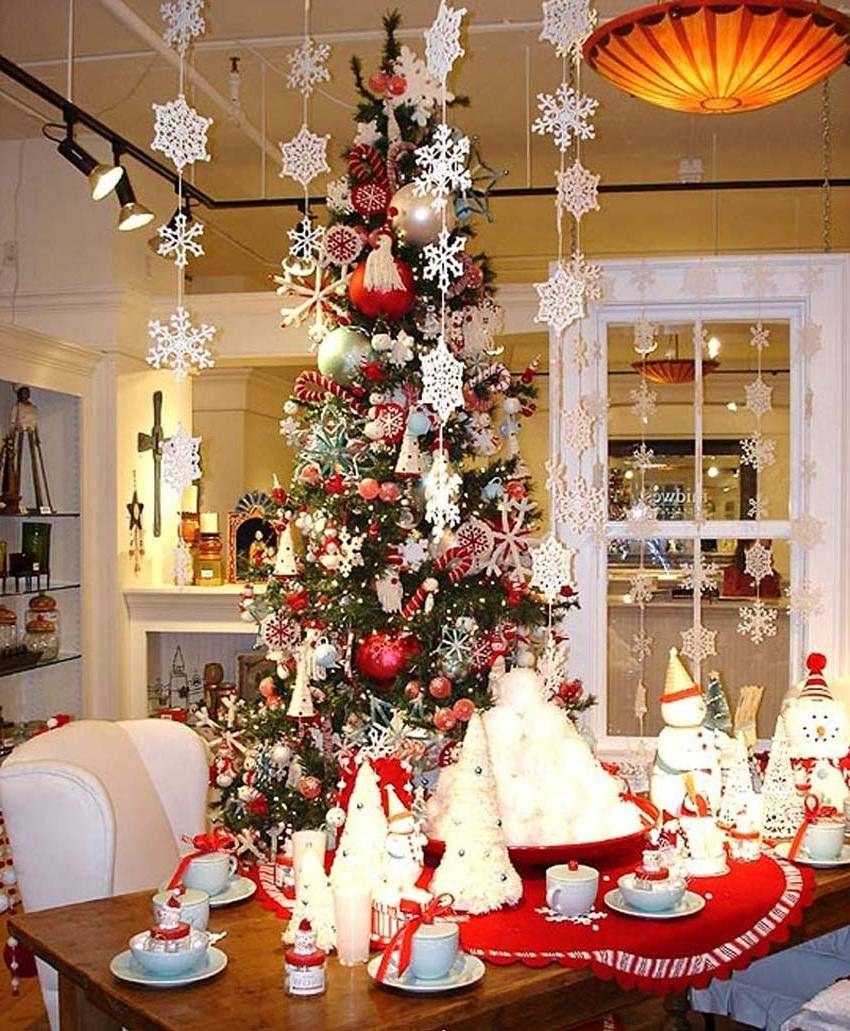 Украсить дом к новому году