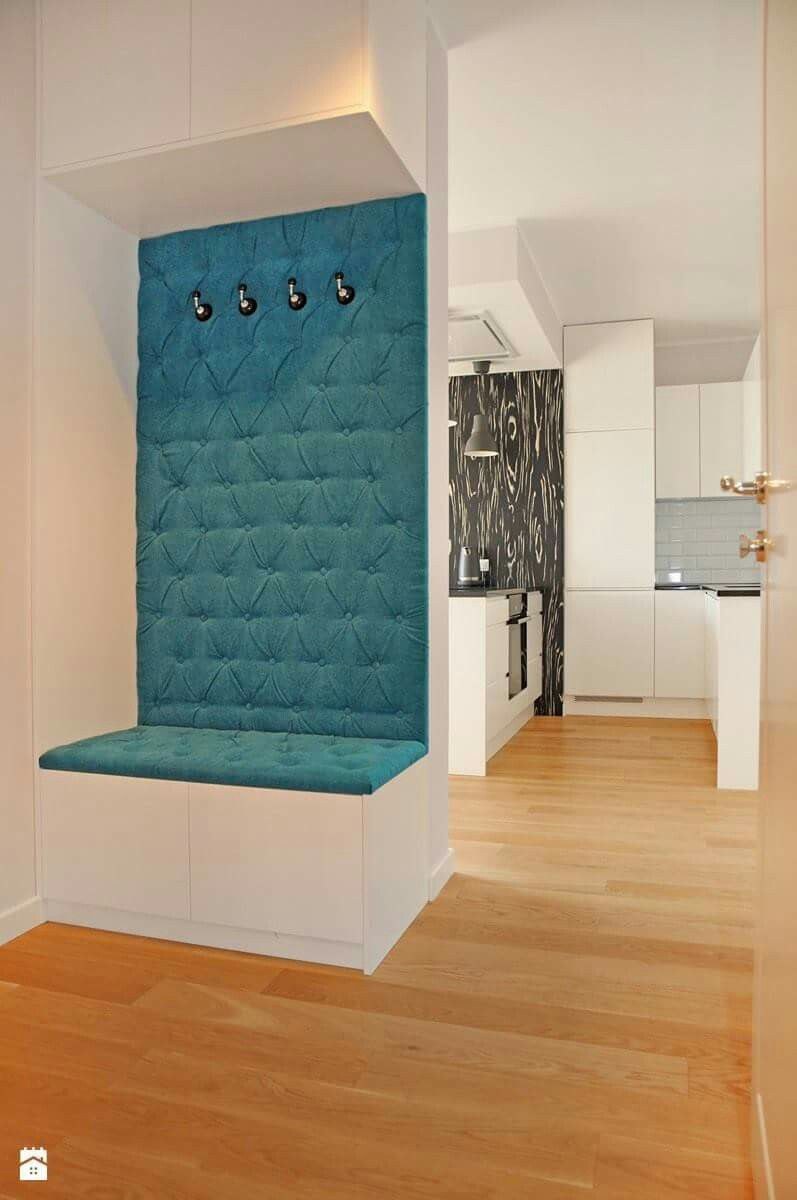 Прихожая с мягкой панелью